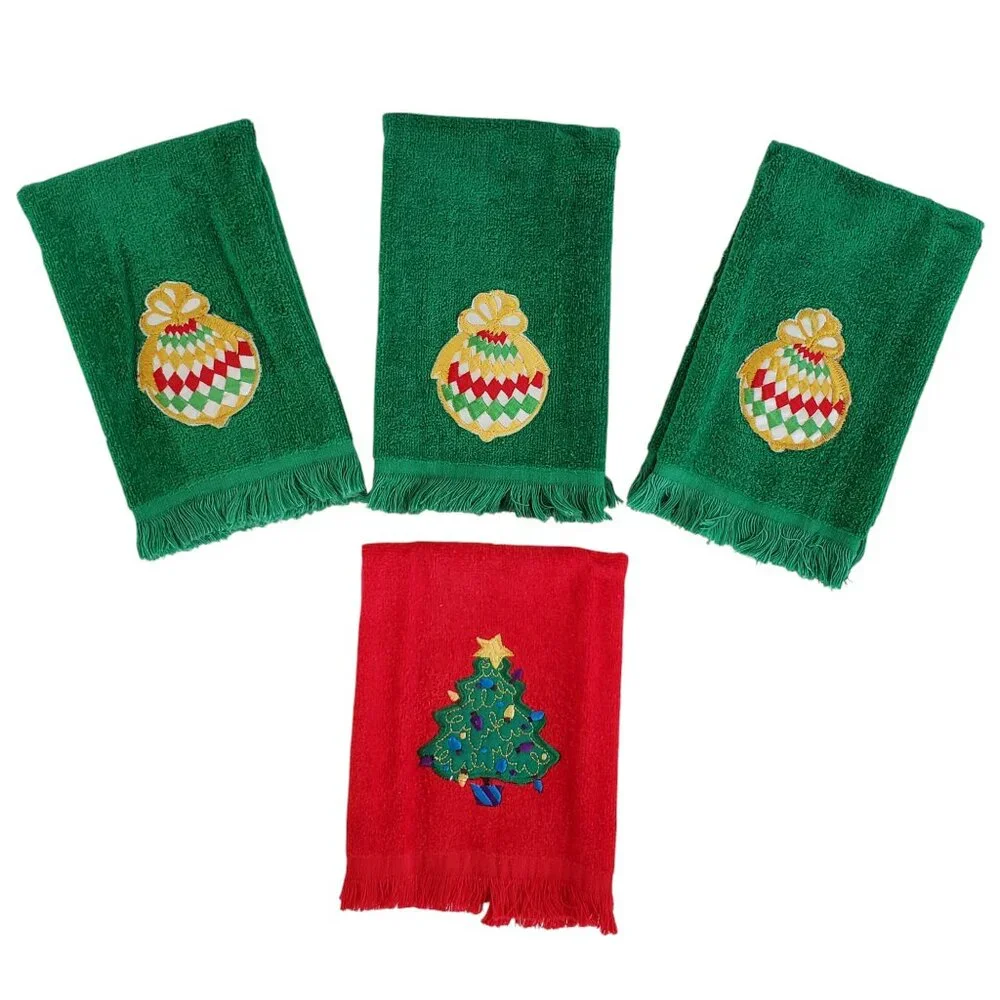 Christmas Holiday Fringe Fingertip Towels 3 Green 1 Red Applique Tree & Ornament